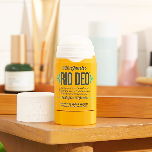Sol de Janeiro Sol de Janeiro Rio Deo Cheirosa 62 Aluminium-Free Deodorant 57g Saldi