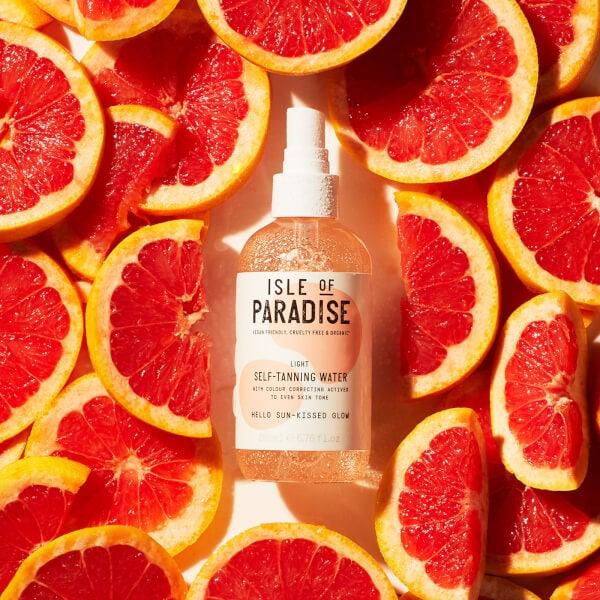 Isle of Paradise Isle of Paradise Self-Tanning Water - Light 200ml Consegna Veloce