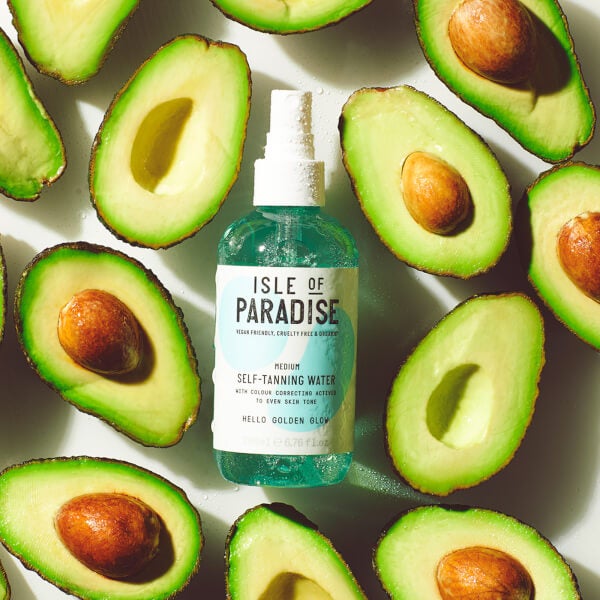 Isle of Paradise Isle of Paradise Self-Tanning Water - Medium 200ml Offerta