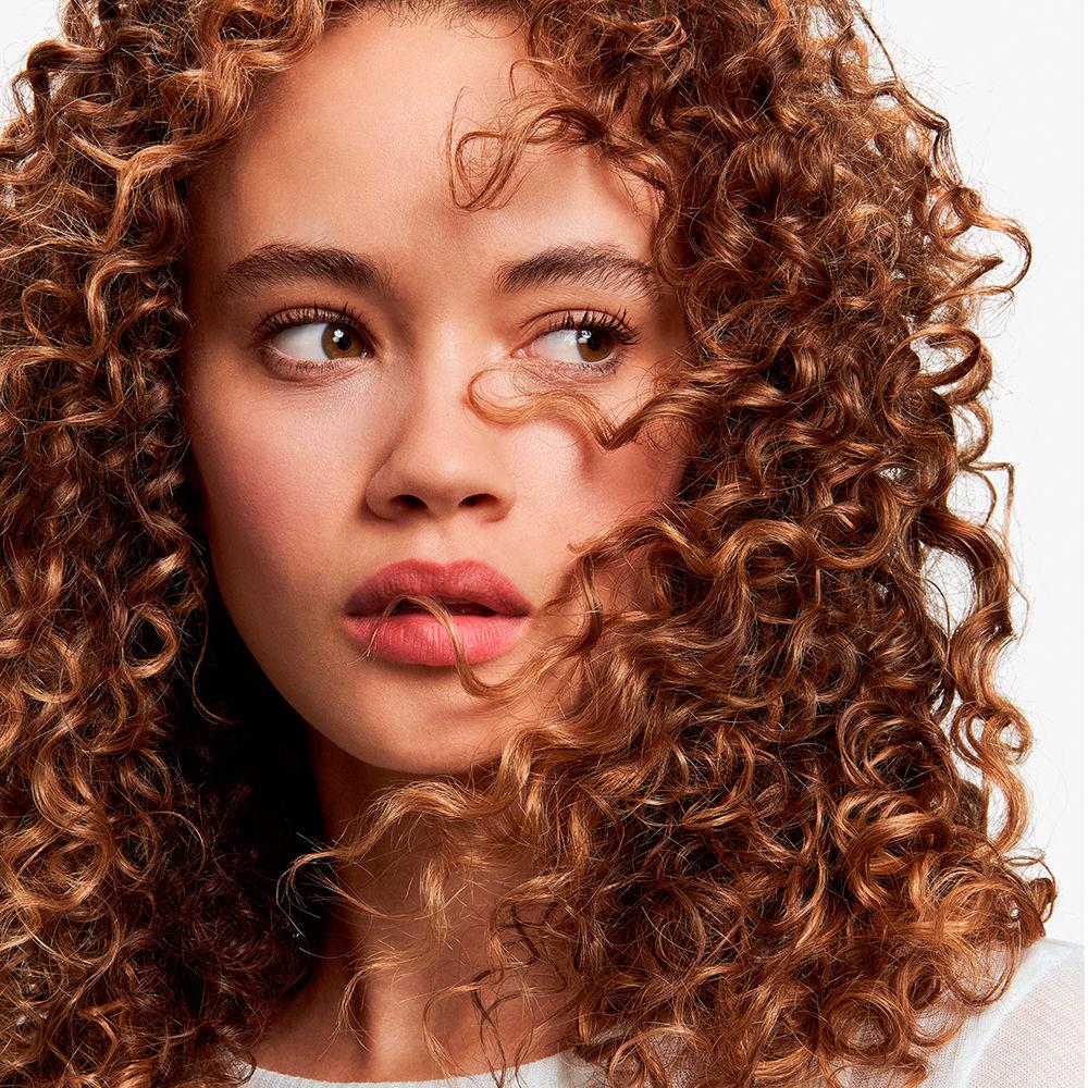 Wella Professionals ELEMENTI Shampoo lenitivo naturale per cuoio capelluto secco o delicato Acquista Ora