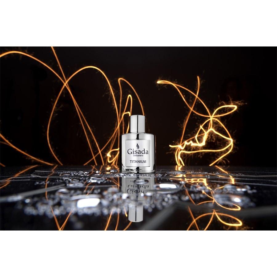 Gisada Titanium Eau de Parfum Spray Enormi risparmi