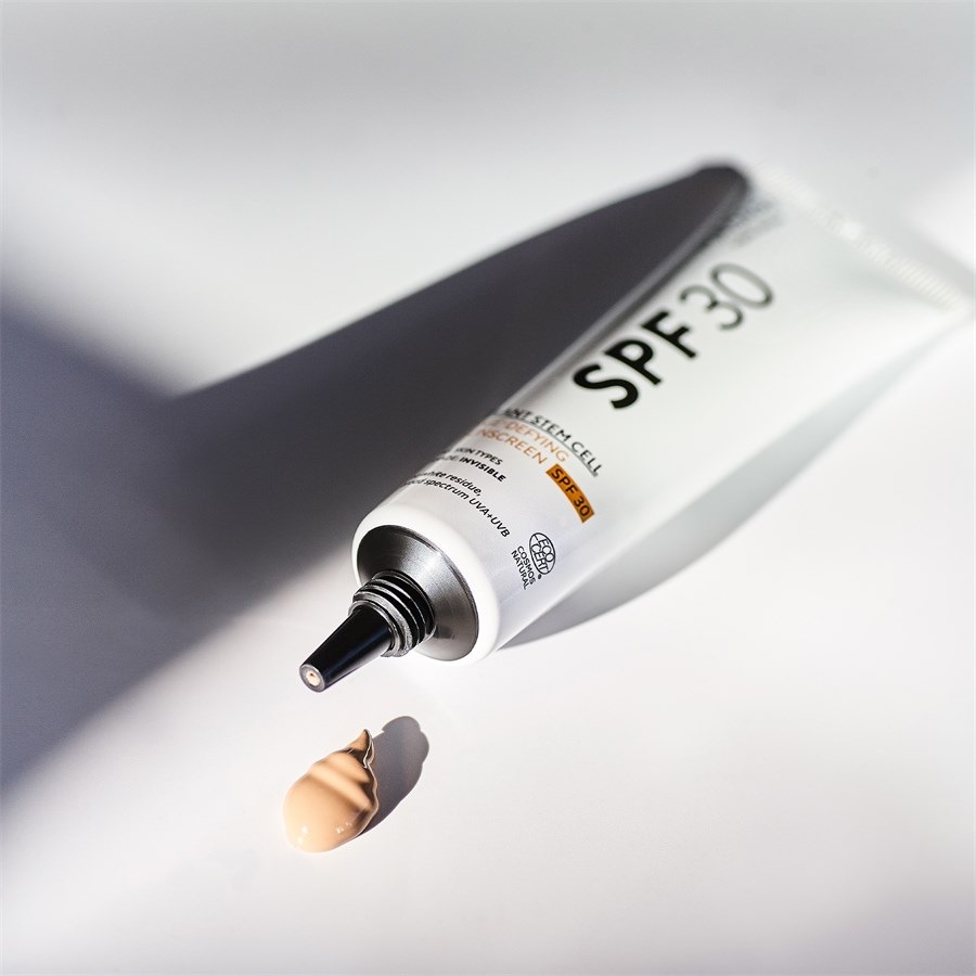 MÁDARA Protezione solare Plant Stem Cell Age-Defying Face Sunscreen SPF 30 Vendita Economica