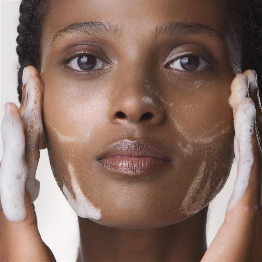 La Mer Pulizia The Essence Foaming Cleanser Ultimi due giorni